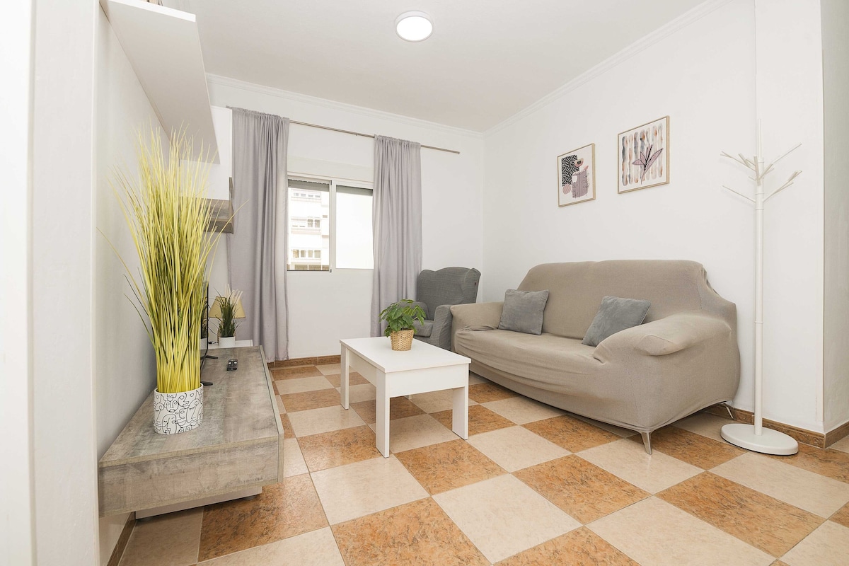 VELBAR - Bonito apartamento en primera línea del mar 2