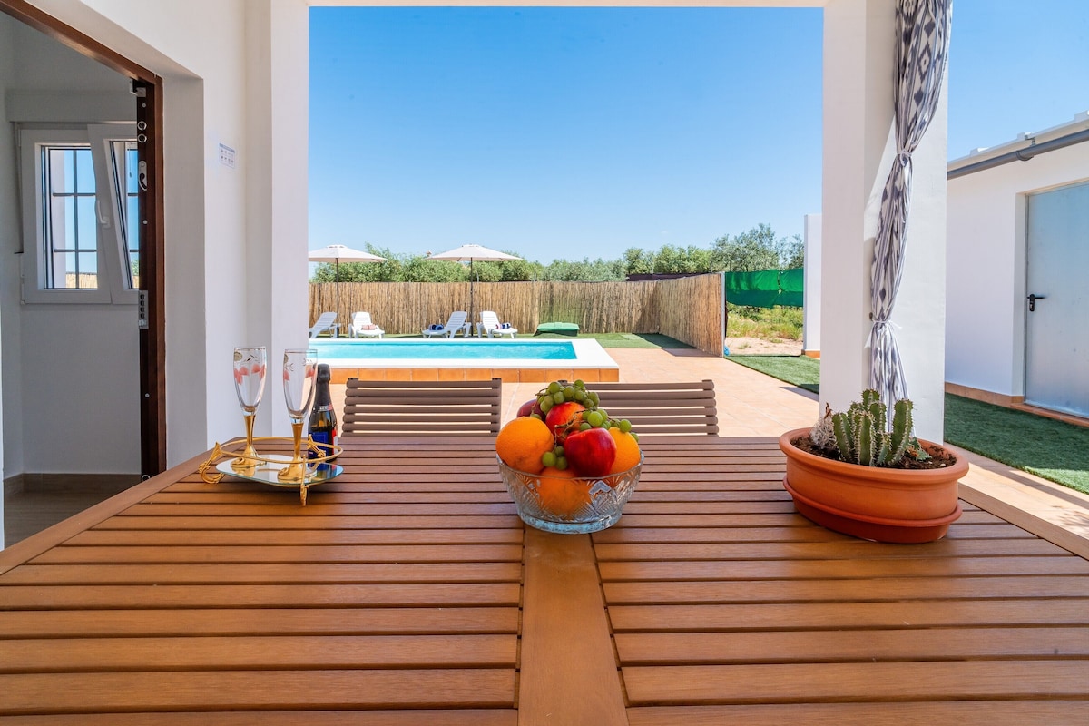 Casa rural 'Olivera' con piscina privada, Wi-Fi y aire acondicionado