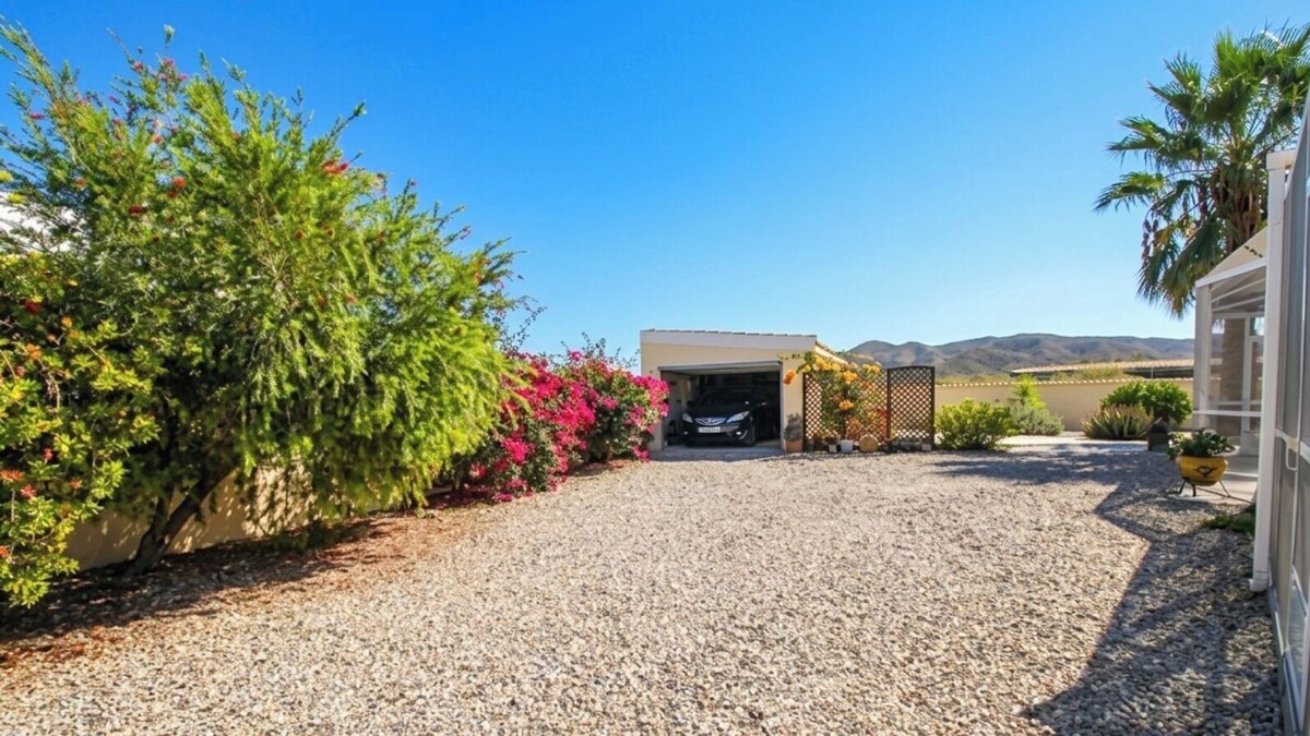 Villa Kara Arboleas 5