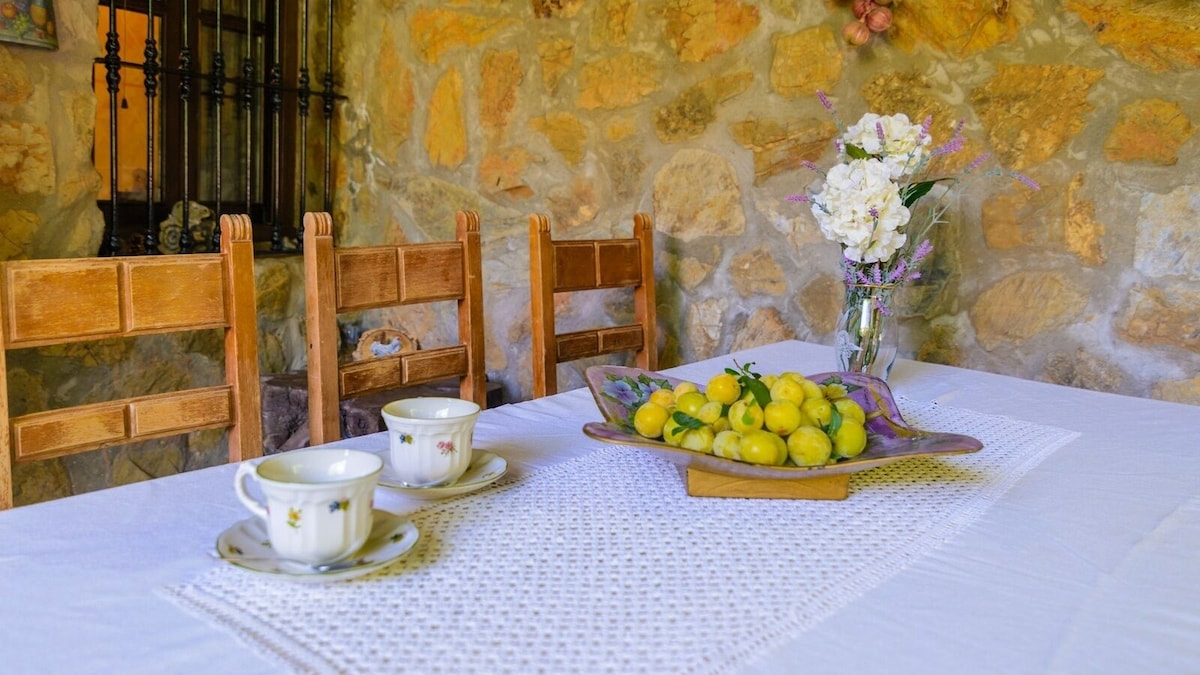 El Palomar Guaro 6