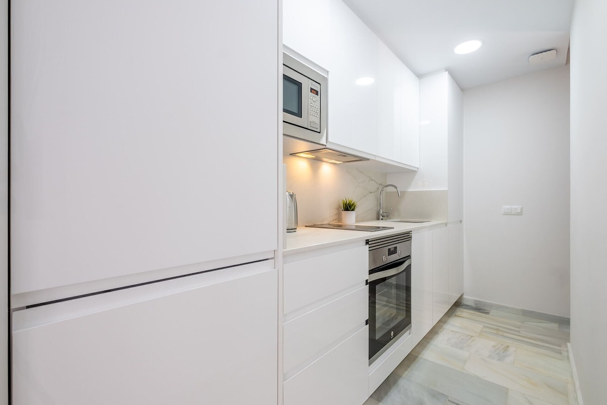 Sunset Malaga Apartments - Blaser 2E 4
